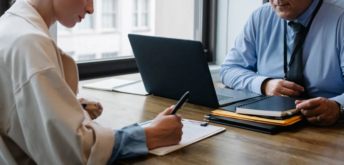 Terms of Trade That Reduce Bad Debt: Checklist + Clauses